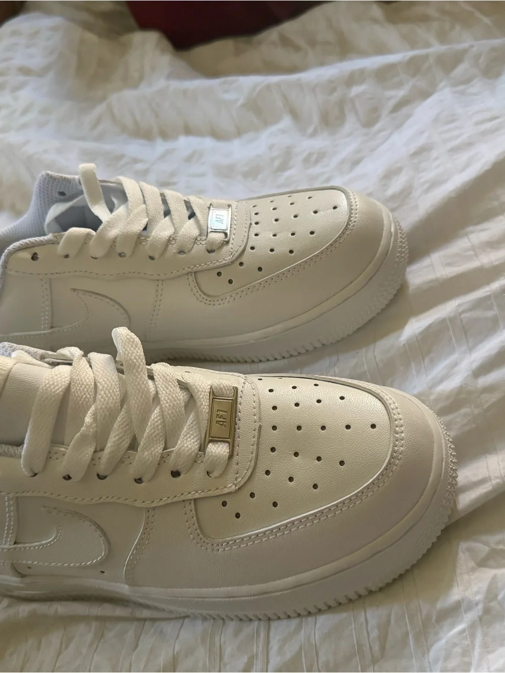 Nike sleek white